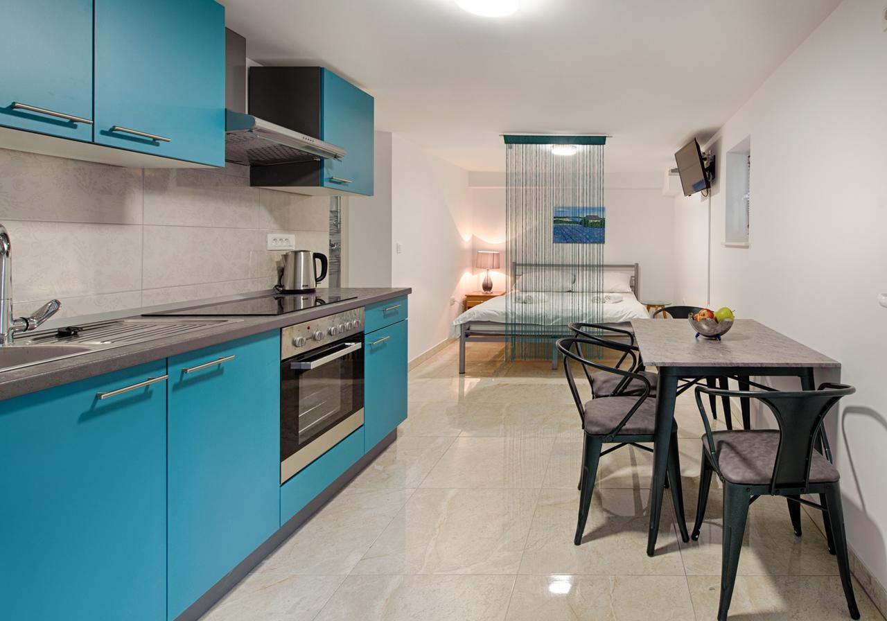 Cezar Luxury Apartment Omiš Zewnętrze zdjęcie