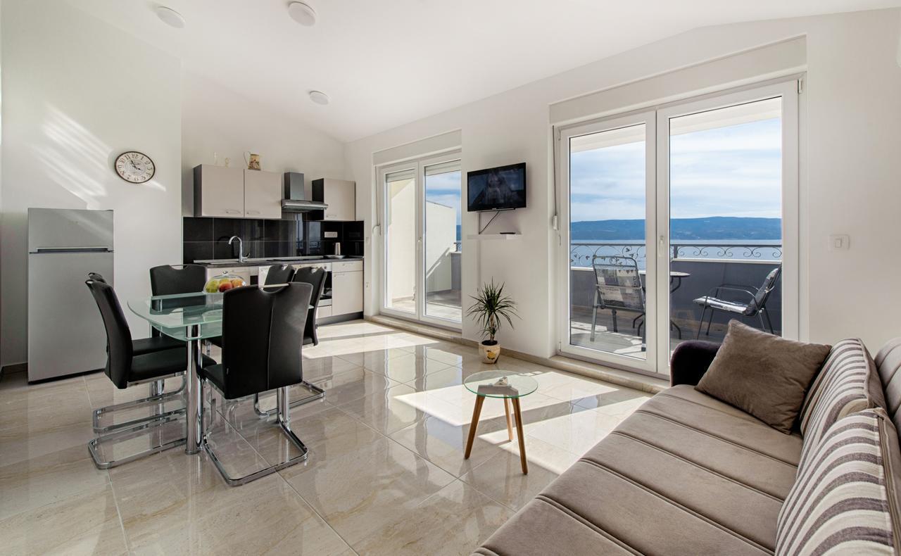 Cezar Luxury Apartment Omiš Zewnętrze zdjęcie