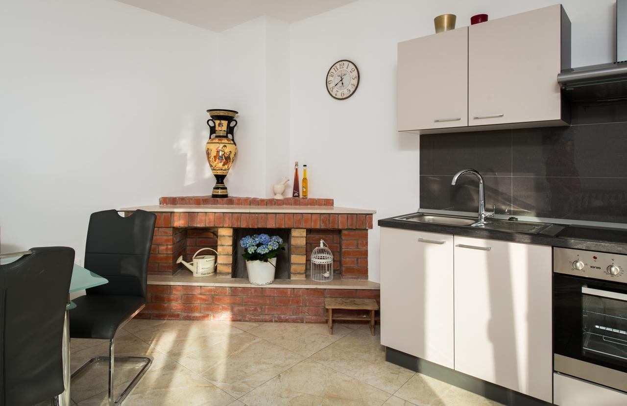 Cezar Luxury Apartment Omiš Zewnętrze zdjęcie
