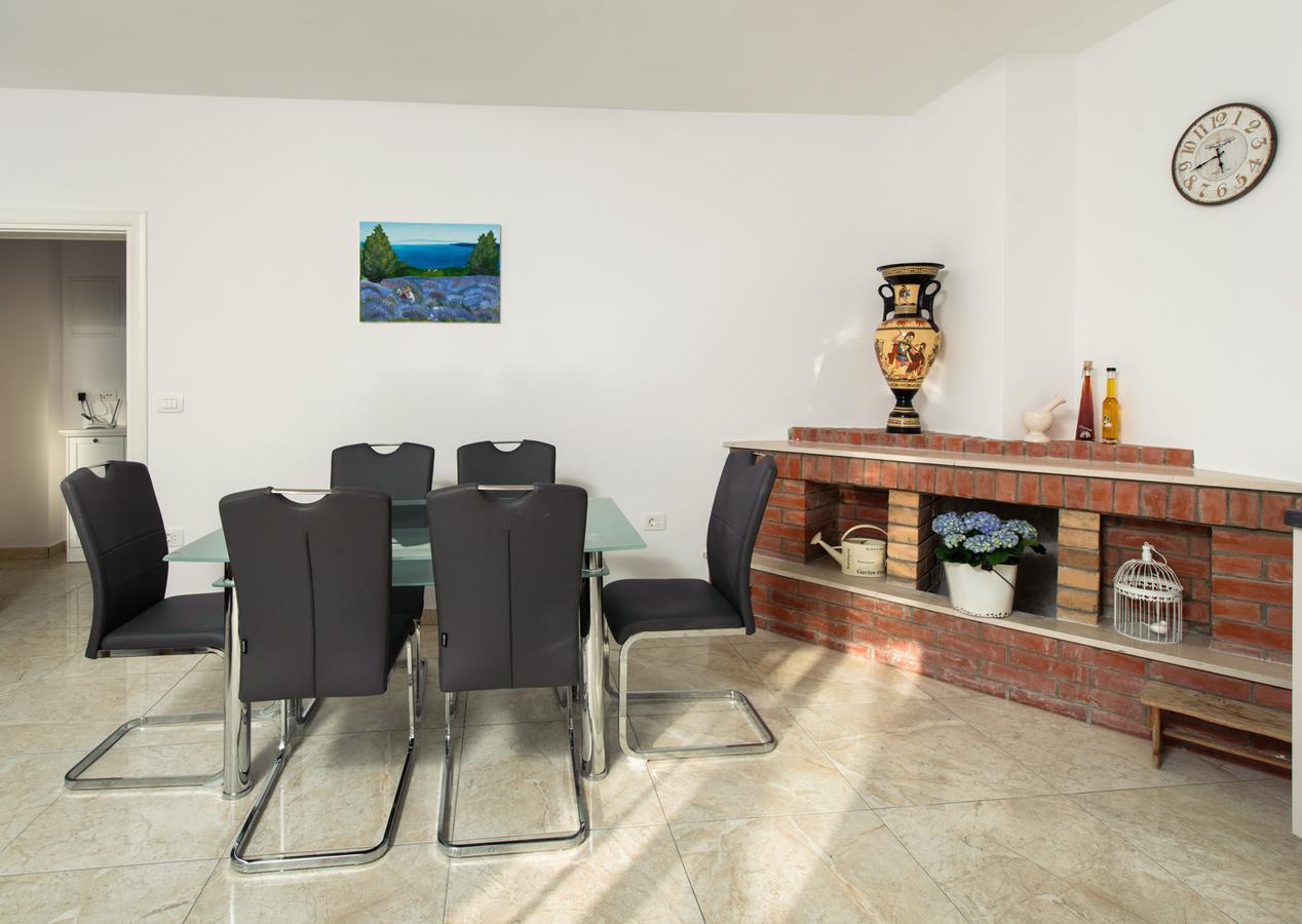 Cezar Luxury Apartment Omiš Zewnętrze zdjęcie